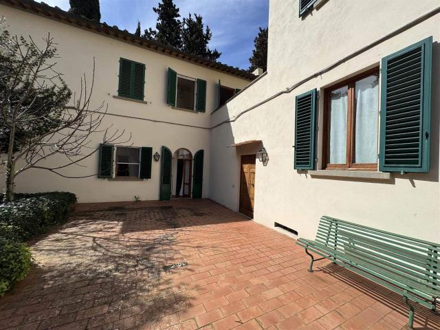 Terratetto in vendita a Firenze