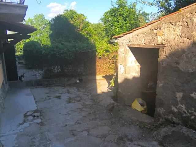 TERRATETTO in VENDITA a PIANCASTAGNAIO di 6 vani
