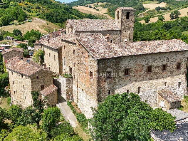 Terratetto in vendita a Piandimeleto 230m² Piandimeleto