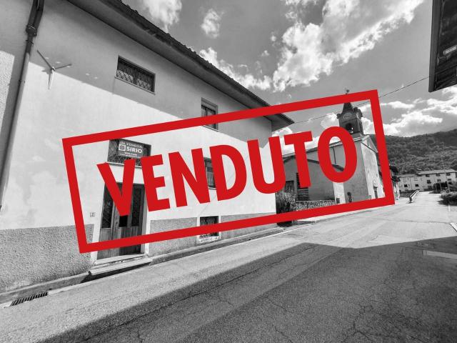 Terratetto plurifamiliare in vendita a Verzegnis