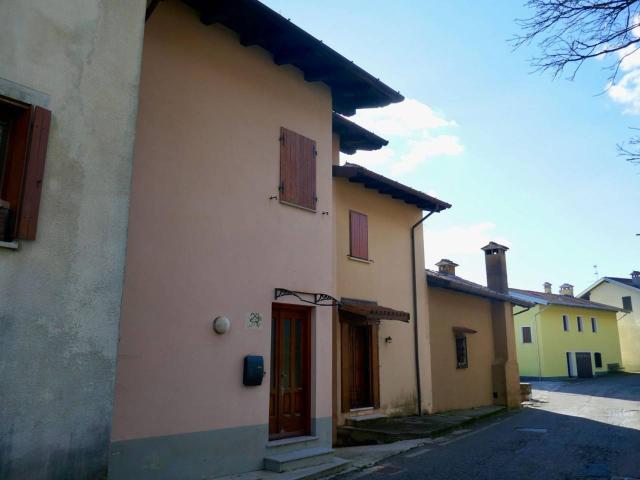 Terratetto plurifamiliare in vendita a Vito D'Asio