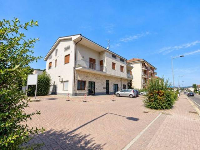 Terratetto plurifamiliare in vendita a Alba