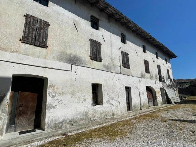 Terratetto plurifamiliare in vendita a Rivignano Teor
