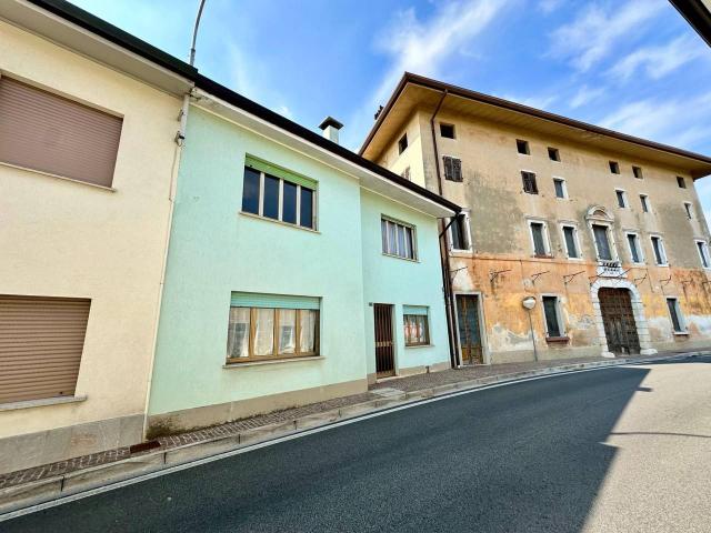 Terratetto plurifamiliare in vendita a San Giovanni Al Natisone