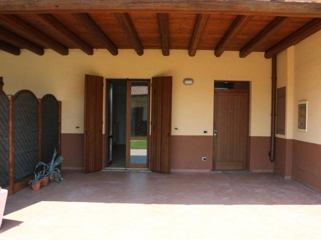 Terratetto plurifamiliare 120 m², buono stato, Cazzago San Martino Calino, Cazzago San Martino