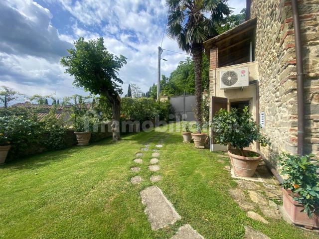 Terratetto unifamiliare 80 m², ottimo stato, Giovi, Arezzo