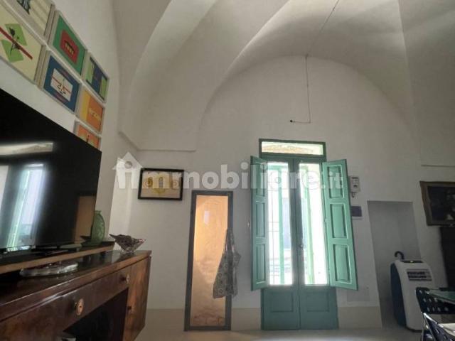 Terratetto unifamiliare 90 m², ottimo stato, Centro, Carovigno