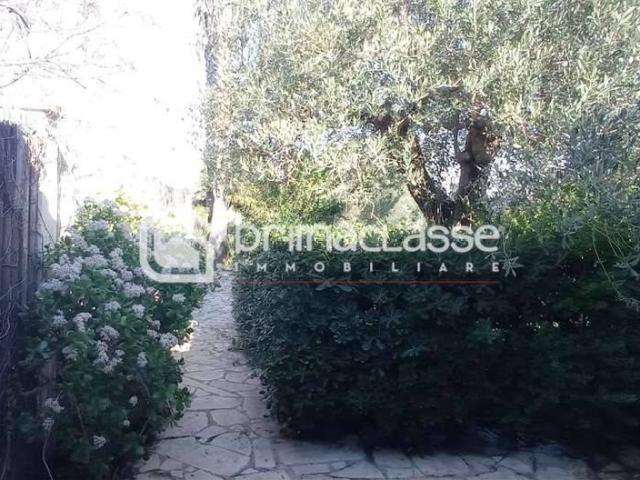 Terratetto unifamiliare 90 m², buono stato, Santa Maria Del Focallo, Ispica