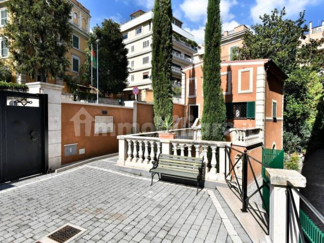 Terratetto unifamiliare 145 m², ottimo stato, Piazzale degli Eroi, Roma