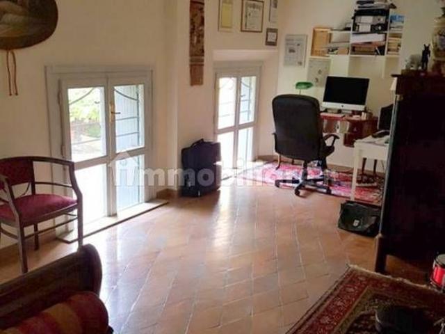 Terratetto unifamiliare 280 m², ottimo stato, Centro Storico, Modena