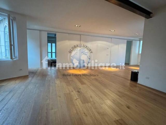 Terratetto unifamiliare 328 m², ottimo stato, Sempione, Milano