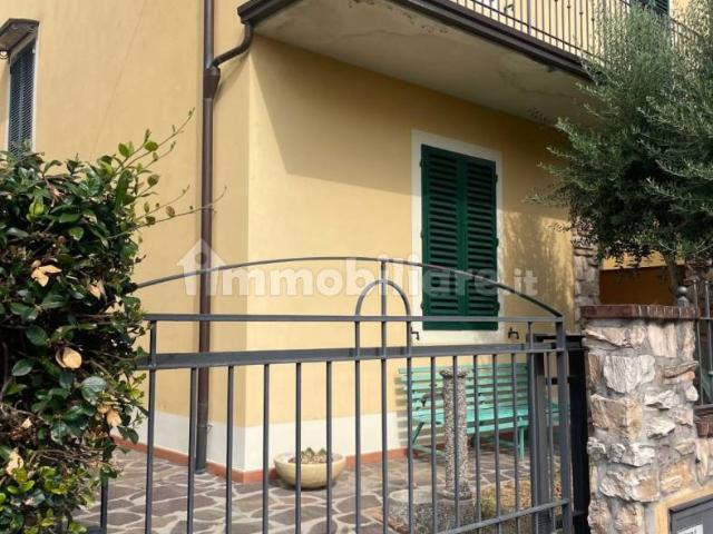 Terratetto unifamiliare via 20 Settembre, Centro, Montale