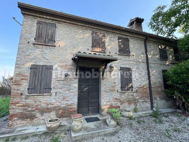 Terratetto unifamiliare via Stoffi 32, San Giacomo delle Segnate