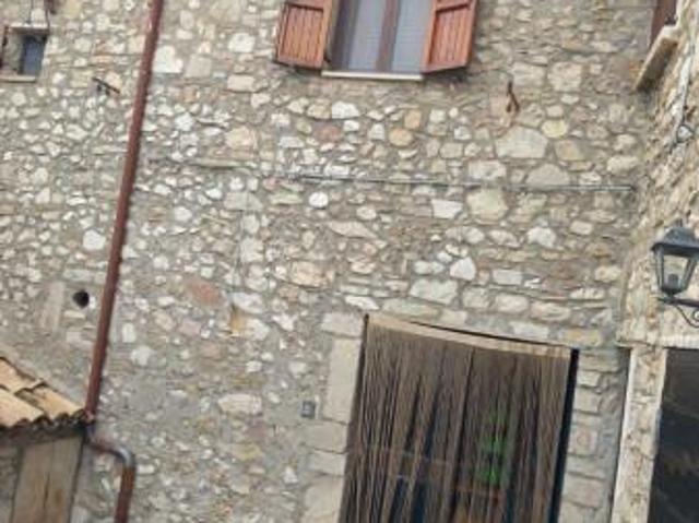 Terratetto unifamiliare in vendita a Sant'Anatolia Di Narco