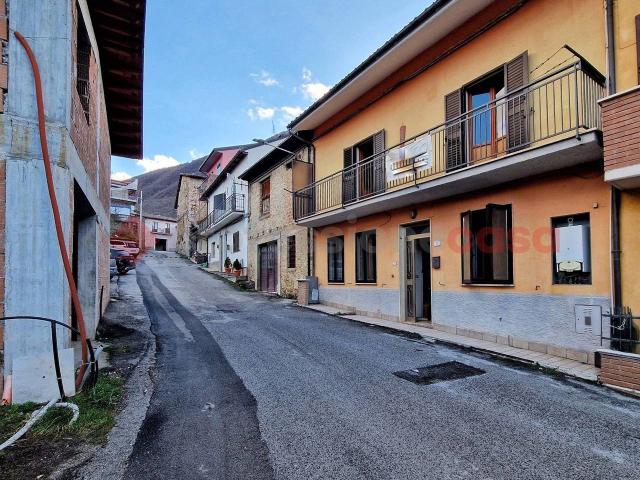 Terratetto unifamiliare in vendita a Tornimparte