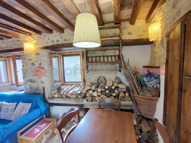 Terratetto unifamiliare in vendita a Villa Collemandina
