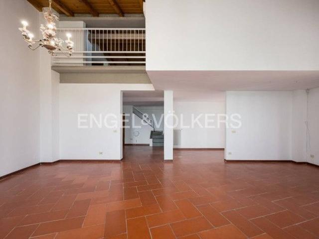 Terratetto unifamiliare in affitto a Firenze