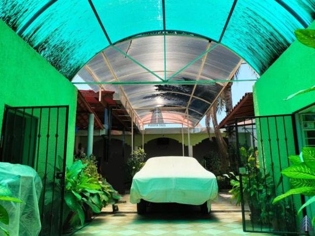 Terraza o terreno en venta en Col Arenales Tapatíos