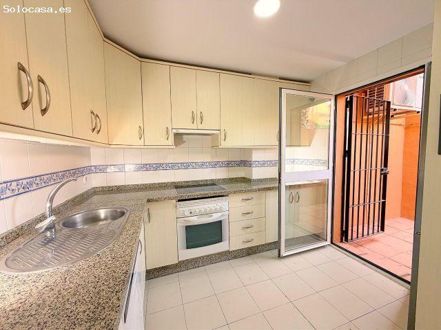 TERRAZAS DE URBIS. UNIFAMILIAR EN PLANTA BAJA CON PORCHE CUBIERTO Y JARDIN. GARAJE EN SOTANO