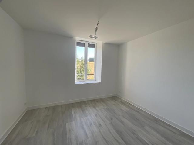 Terre Clapier T3 climatisé avec terrasse