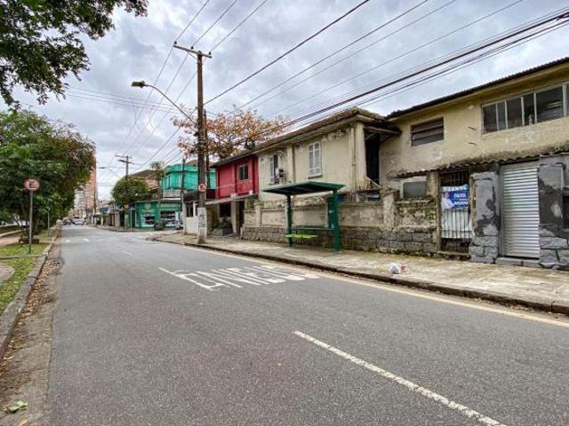 Terreno à venda, 350 m² por R$ 1.500.000,00 Macuco Santos/SP