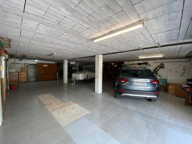Terreno + Masía en venta en Bellaterra