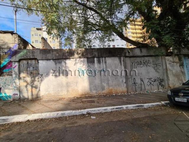 Terreno medindo 14m de frente por 25m de fundos