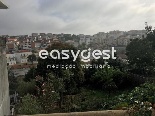 Terreno Misto com 800m2/ Ribeiro da Póvoa