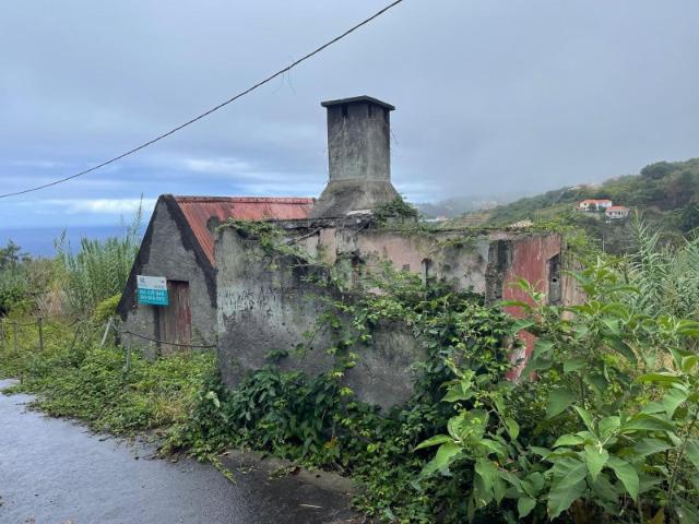 Terreno Misto com parte Urbano e Parte Rústica São Jorge, Santana
