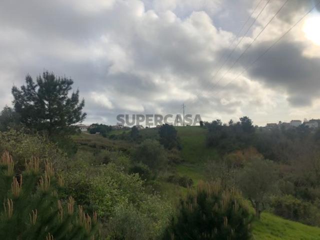 Terreno misto com projeto de construção moradia na zona de Almoinha Sesimbra