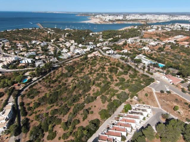 Terreno Misto com ruína Vista mar