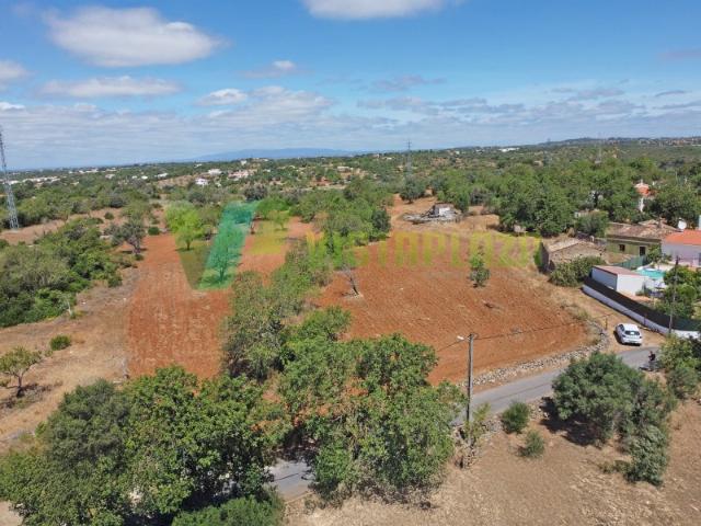 Terreno Misto com Ruína para reconstrução Fontainhas Ferreiras Albufeira Algarve