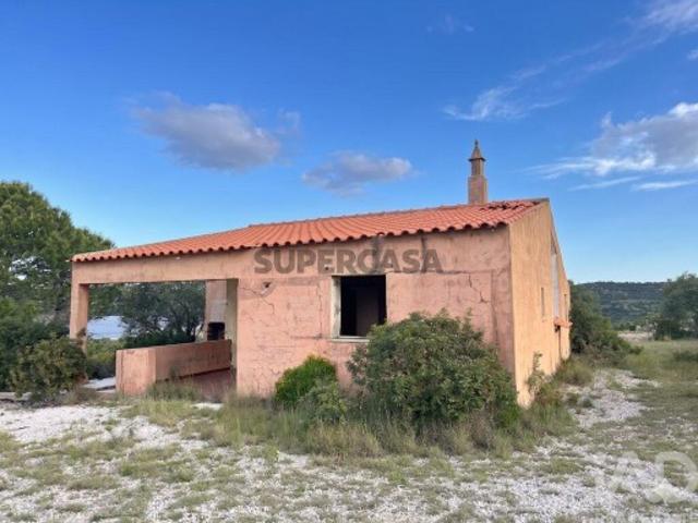 Terreno misto em Santa Bárbara de Nexe