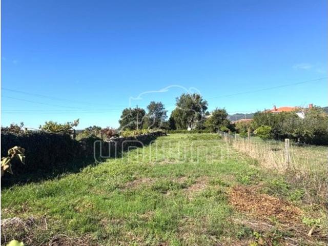 Terreno na Meadela
