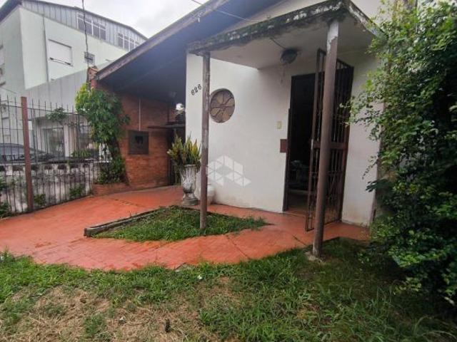 Terreno na Av. Grécia, próximo a Bourbon Wallig e Av. Assis Brasil
