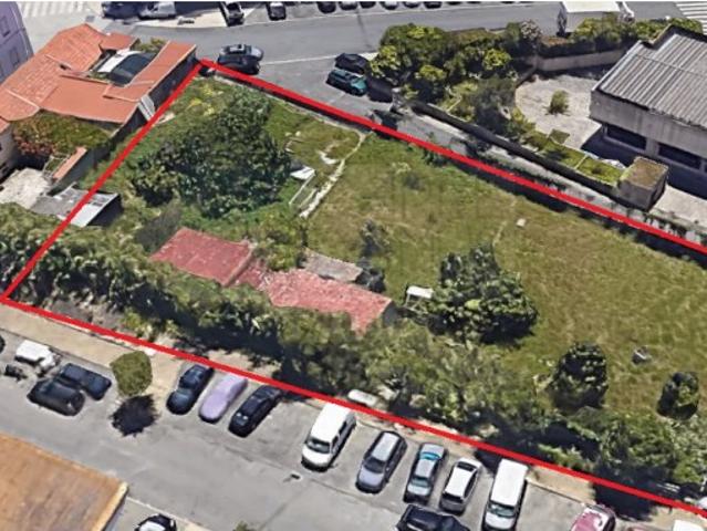 Terreno com 2000m2, junto Universidades, na Ajuda, Lisboa