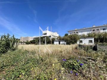TERRENO URBANO | 2.000 m² | CAPACIDADE CONSTRUTIVA ATÉ 4.000 m² | AJUDA, LISBOA
