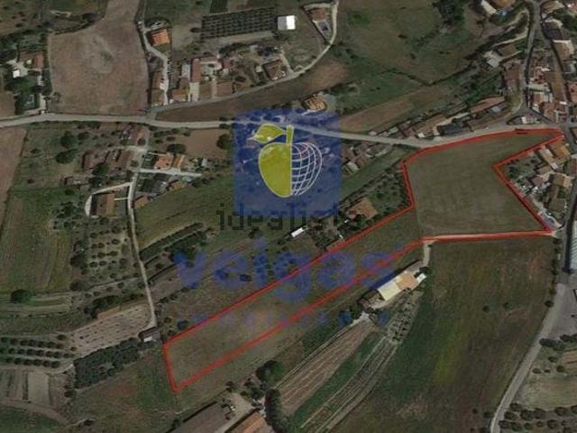 Terreno na Aldeia de Assentiz para construção de várias moradias em condomínio fechado