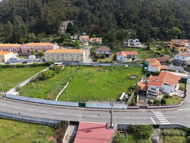 Terreno na Areosa com Vista Mar e Excelente Potencial de Investimento