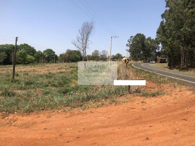 Terreno na beira da rodovia entre Bady Bassitt e Potirendaba