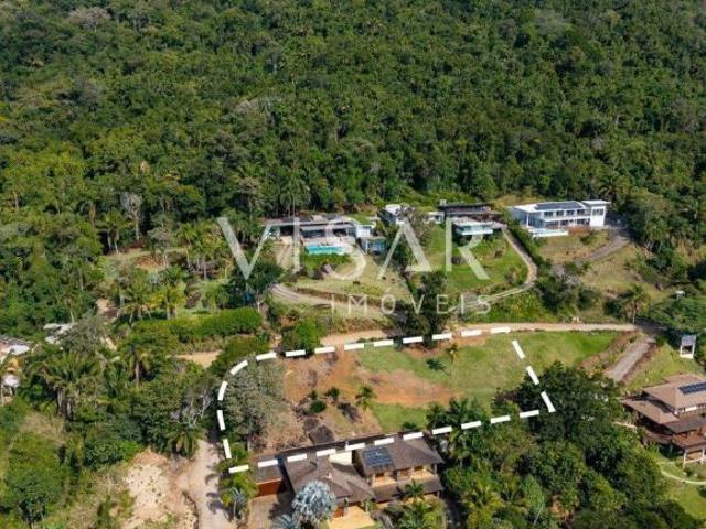 Terreno na Praia da Pacoíba em Ilhabela