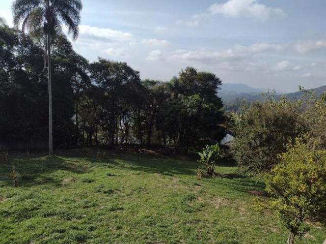 Terreno 3.550m² na região da Serra da Cantareira