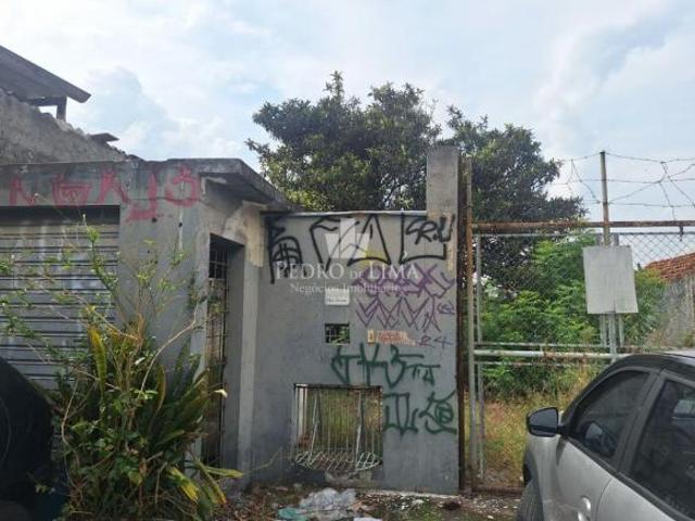 Terreno na Vila Esperança, frente pra duas ruas Penha