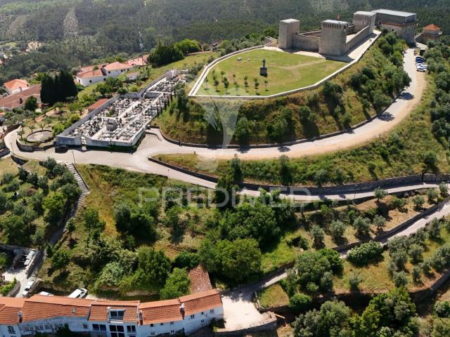 Terreno na Zona Histórica de Ourém