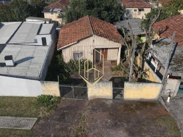 Terreno no Ahú com 300m²