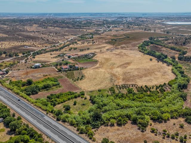Terreno no Algarve com Potencial Agrícola, Turismo Rural e Habitação