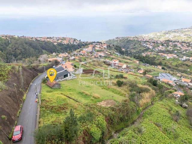 Investimento Premium na Madeira: Terreno com Projeto Ecoturístico de 5 Villas em Arco da Calheta