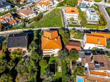 Terreno no Bairro de Santa Teresinha, Parede | Cascais