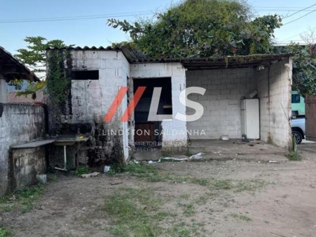 Terreno no bairro do Pereque açu