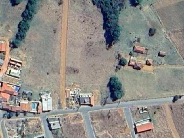 Terreno no bairro dos pereiras Toledo MG